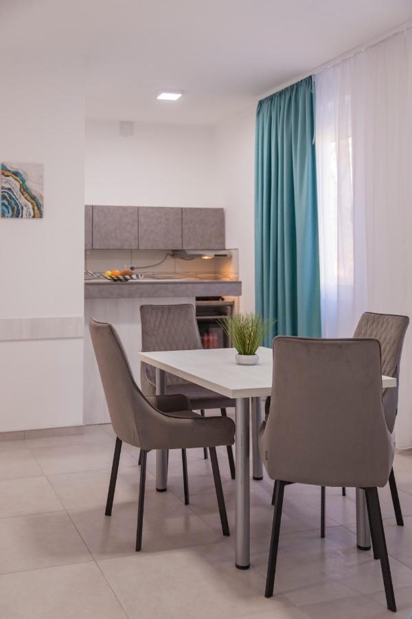 As Apartmani Pirot Esterno foto
